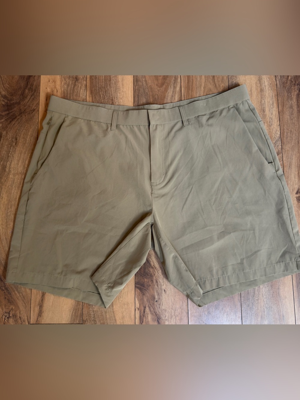 Fabletics Men’s The Don Short 8” Dark Twill Size 42 Casual Stretch Shorts Golf